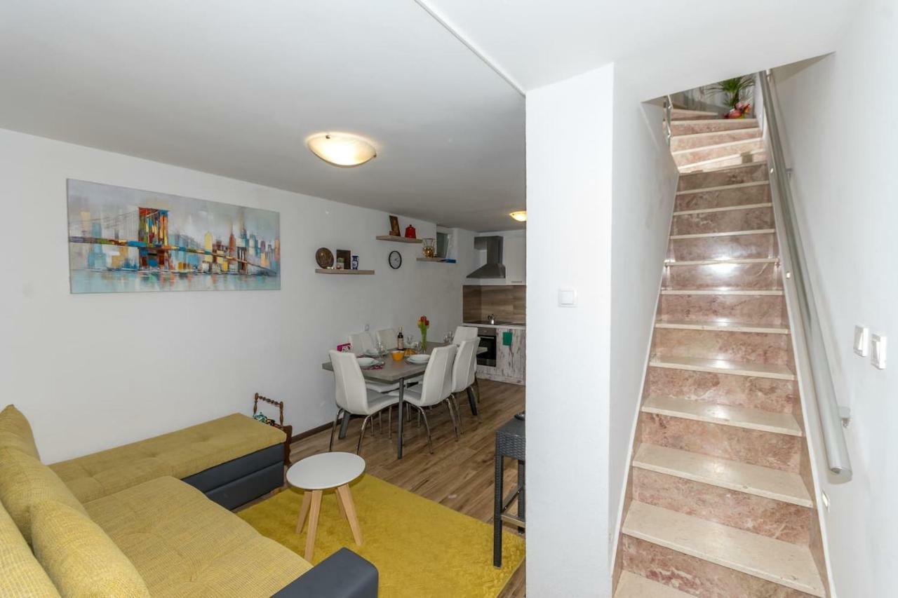 Dalmatinska kuca Blanka Villa Kastela Bagian luar foto